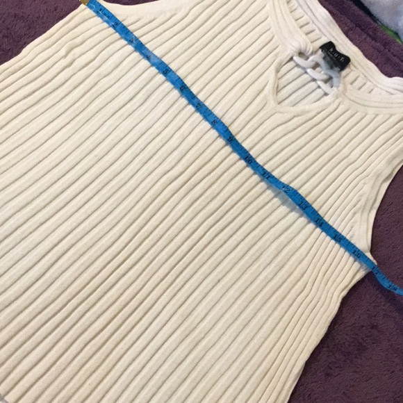 NWOT Vintage R.Q.T. Women’s Tank Top - Picture 4 of 10